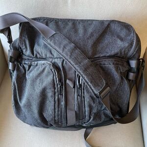 The north face westing messenger bag